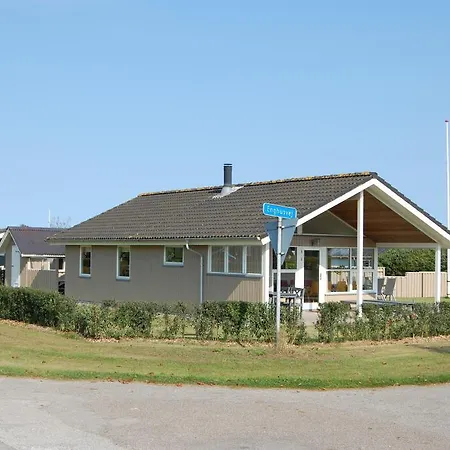 Attractiv Holiday Enghusvej 098596