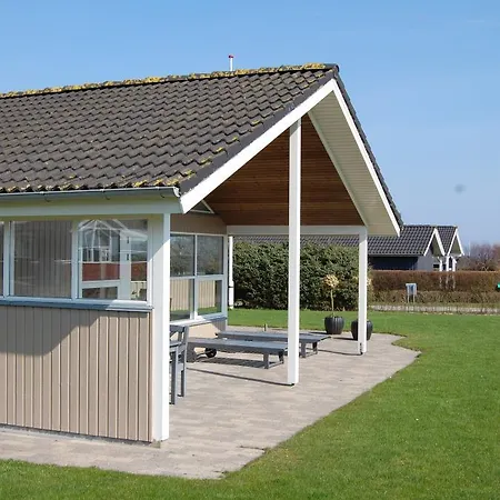 Attractiv Holiday Enghusvej 098596
